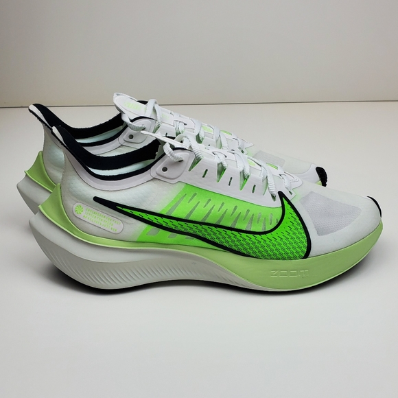nike zoom gravity summit white